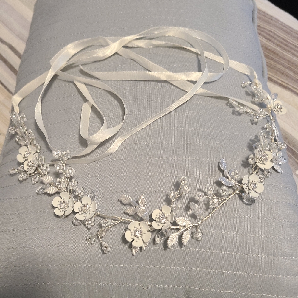 Bridal headpiece